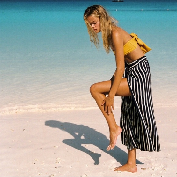 Faithfull the Brand Sand Island Wide-Leg Wrap Pants 6 - Picture 3 of 12